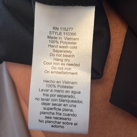 NWT Ignite size 10 evening gown.  Stunning! - Picture 6 of 6